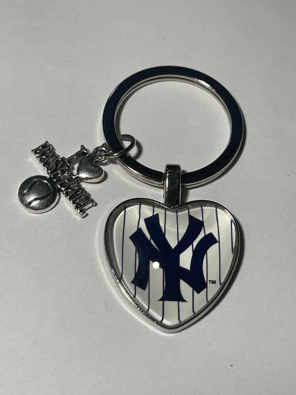 New York Yankees MLB I Love Baseball Keychain NEW!!